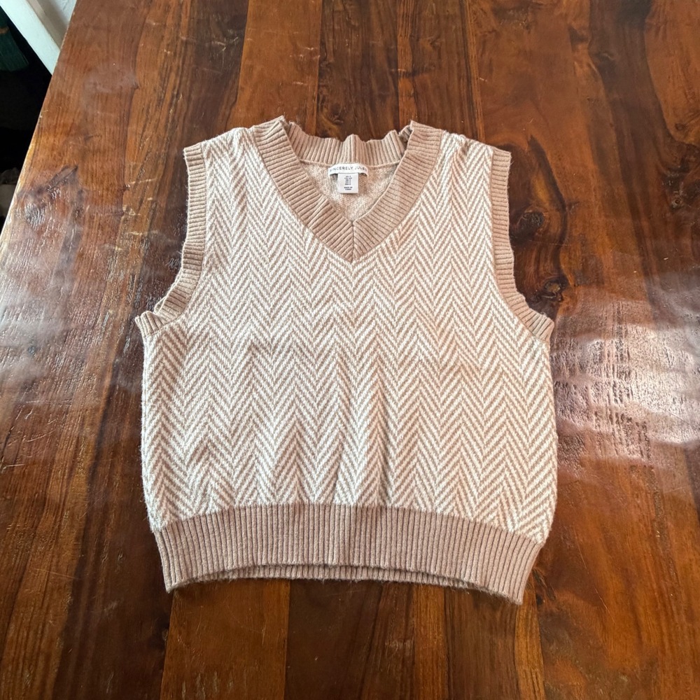 Sincerely Jules Tan Herringbone V-Neck Sweater Vest ST20130 Small
